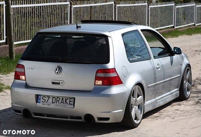 VW GOLF IV R32 3d listwy progowe - 4