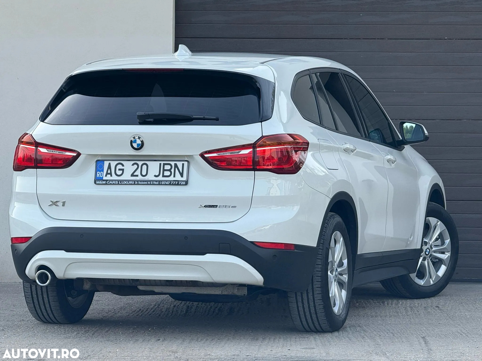 BMW X1 xDrive25e xLine - 29