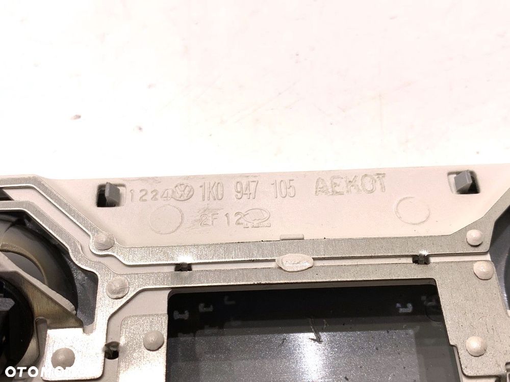 LAMPA SUFITOWA  VW CC B7 (358) 2011 - 2016 2.0 TDI 103 kW [140 KM] olej napędowy 2011 - 2016 - 5