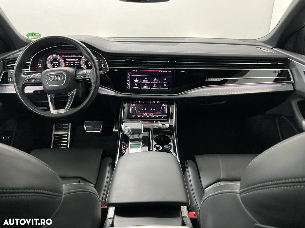 Audi Q8 SUV TFSI e quattro 290 kW tiptronic - 23