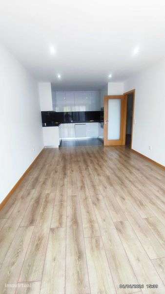 APARTAMENTO NOVO T-2 S/MOBILIA S/G HSJOAO - Grande imagem: 5/6