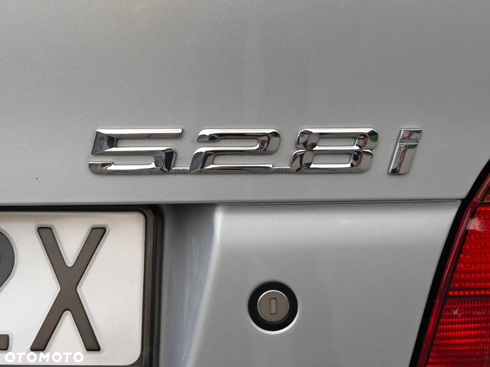 BMW Seria 5 - 16