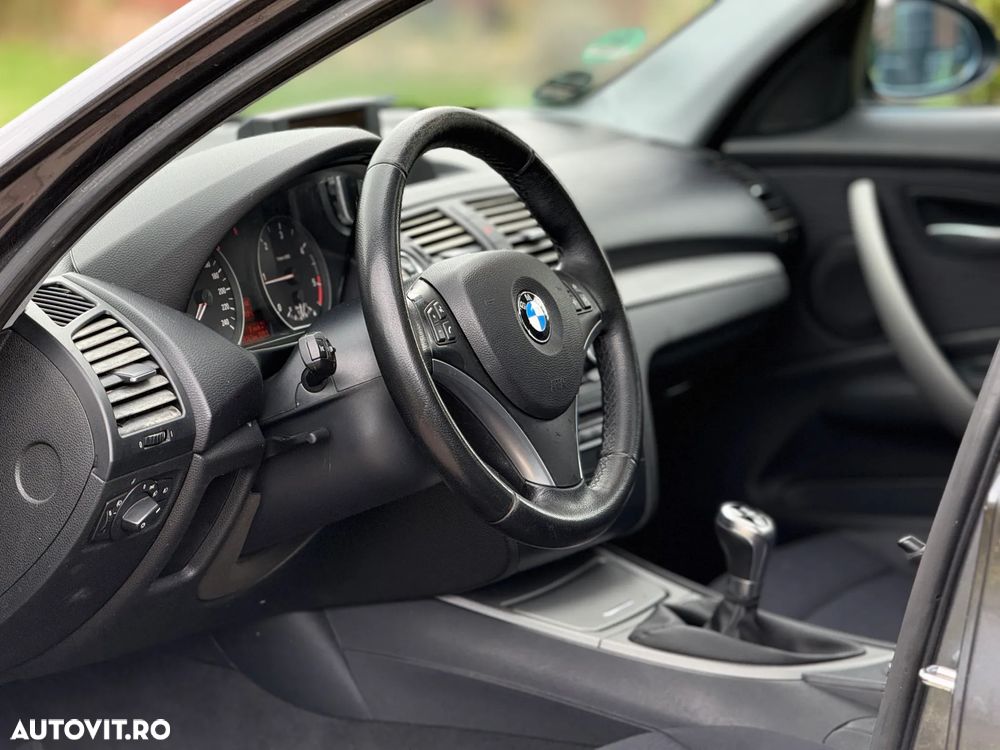 BMW Seria 1 118d - 12