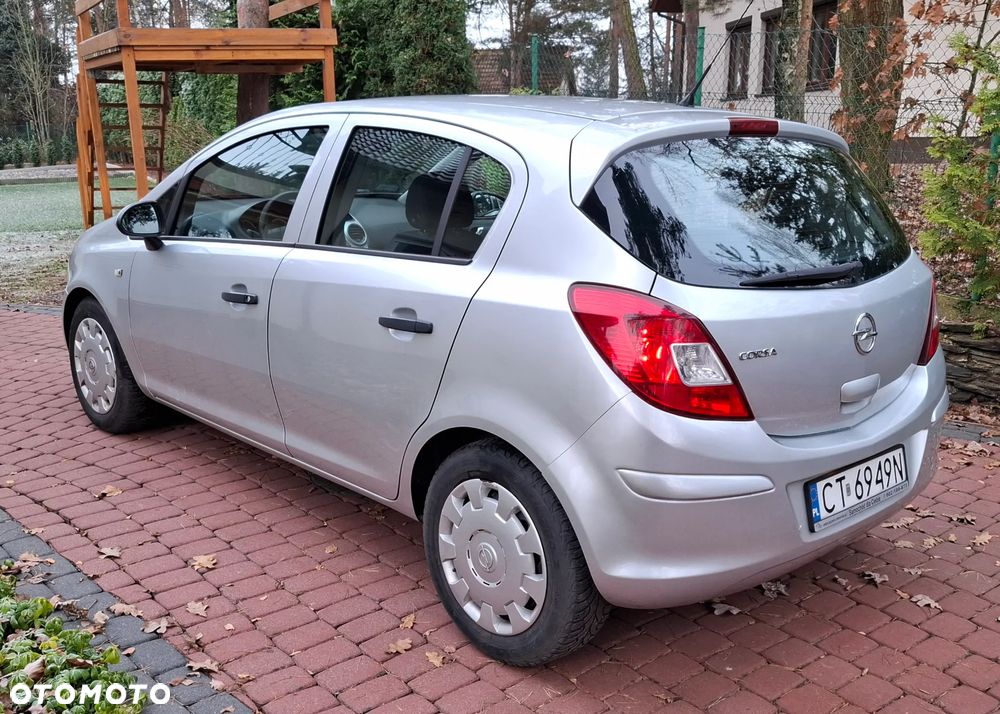 Opel Corsa - 4