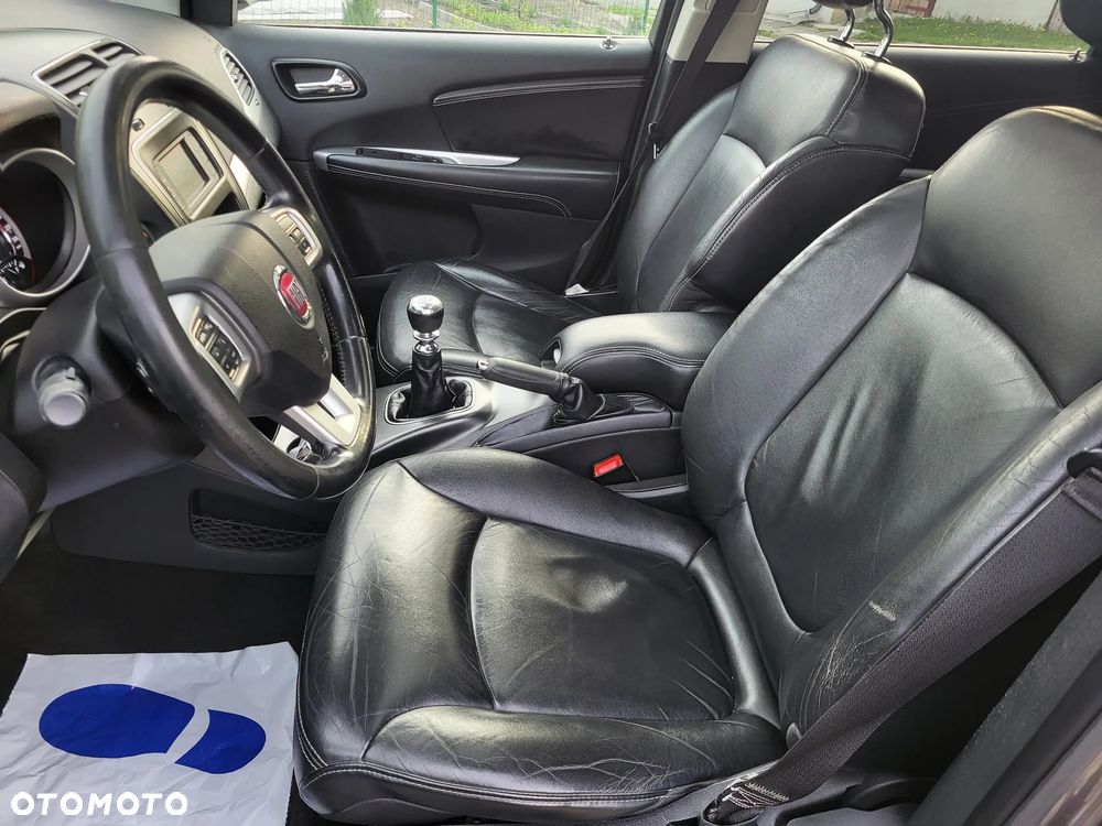 Fiat Freemont 2.0 Multijet Lounge - 11