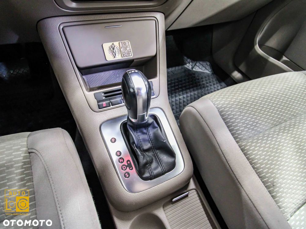 Volkswagen Golf Plus 1.6 TDI DPF DSG Comfortline - 23
