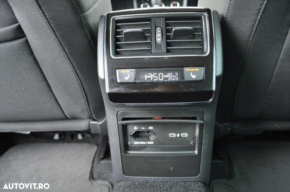 Skoda Superb 2.0 TDI DSG Style - 7