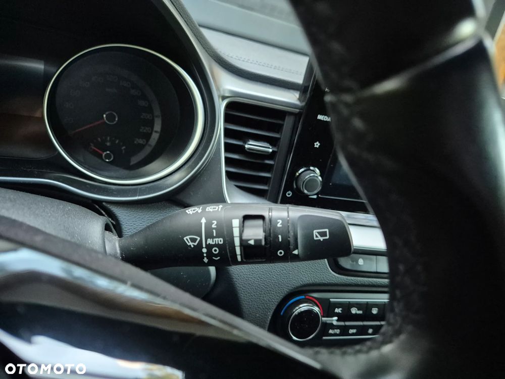 Kia Ceed 1.5 T-GDI M - 14