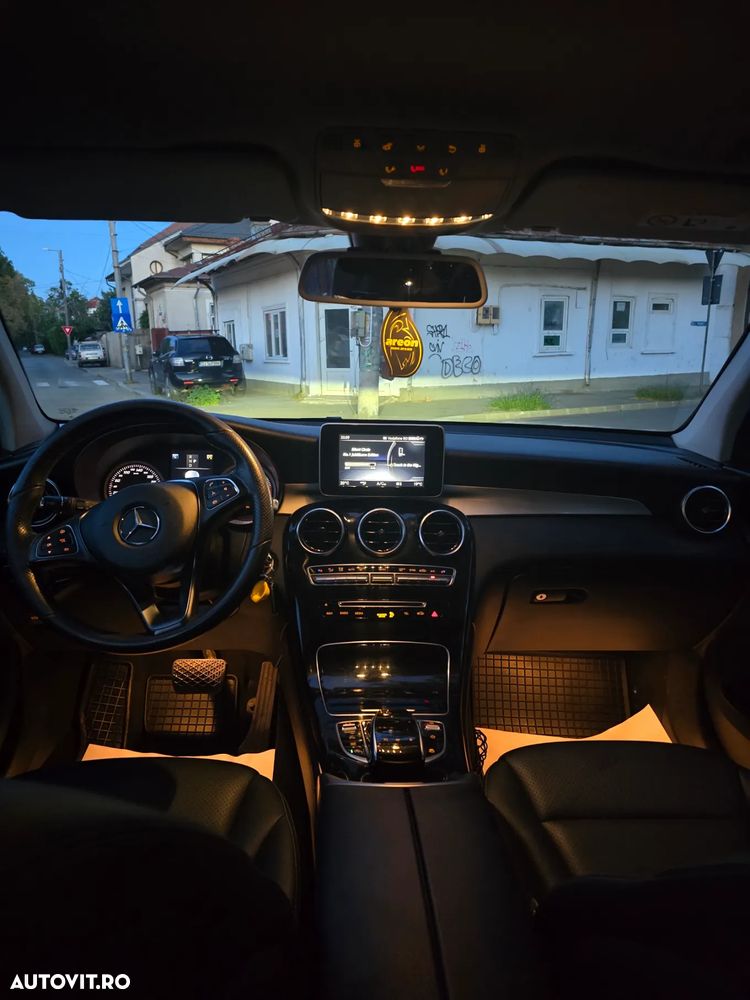 Mercedes-Benz GLC 250 d 4MATIC - 17
