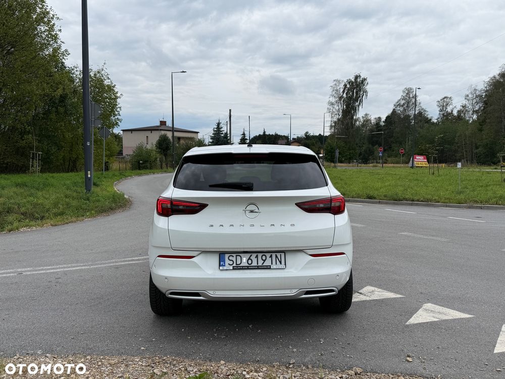 Opel Grandland 1.2 T Business Elegance S&S - 5
