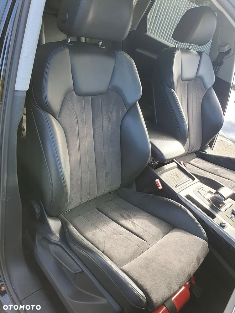 Audi Q5 2.0 TFSI Quattro Design S tronic - 16