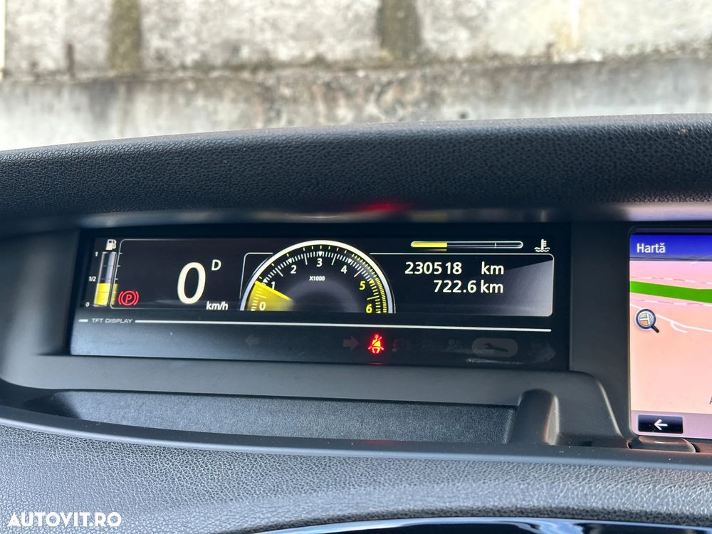 Renault Grand Scenic ENERGY dCi 110 EDC INTENS - 31
