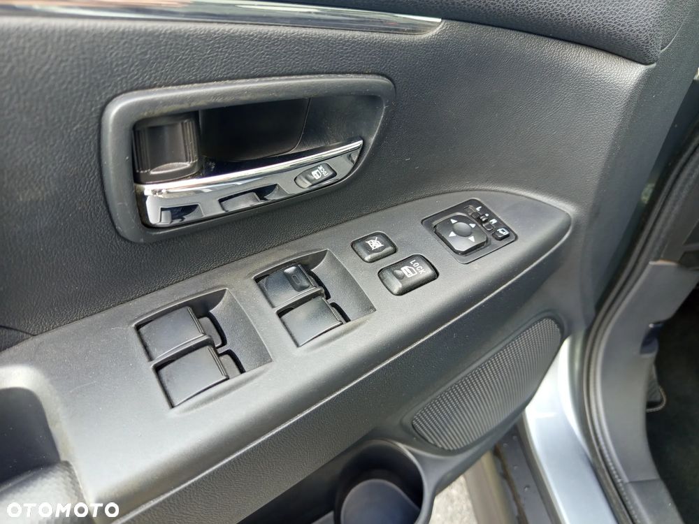 Mitsubishi ASX 1.6 2WD Instyle - 23
