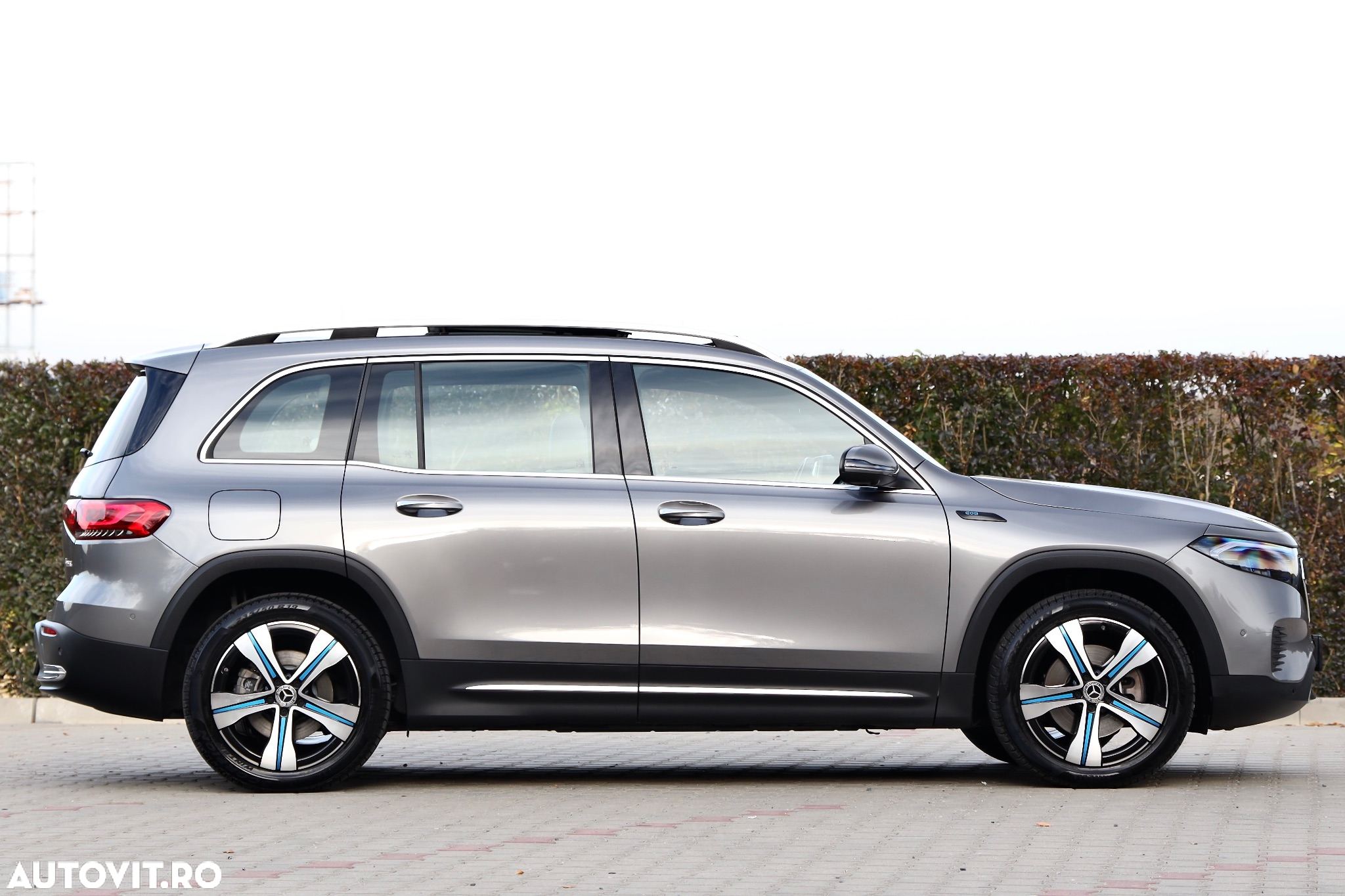 Mercedes-Benz EQB 300 4MATIC - 39