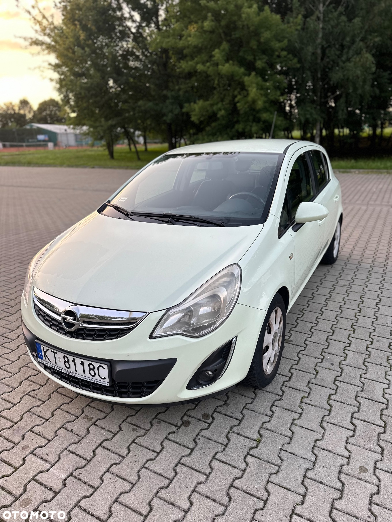 Opel Corsa - 12