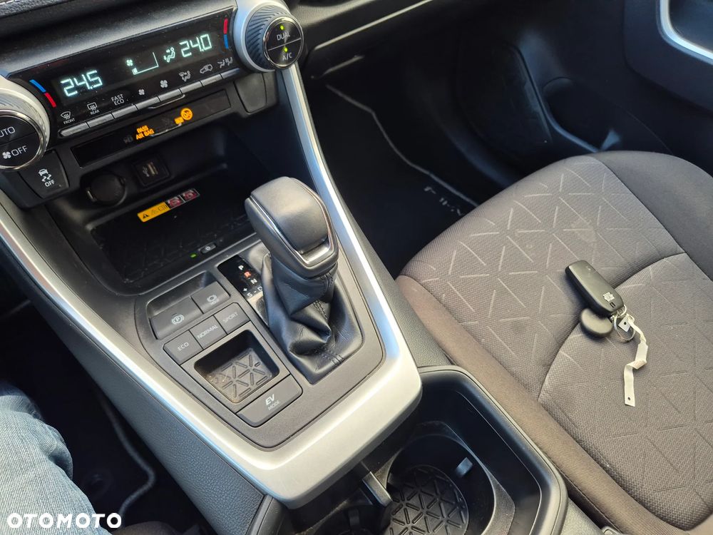 Toyota RAV4 2.5 Hybrid Comfort 4x2 - 26