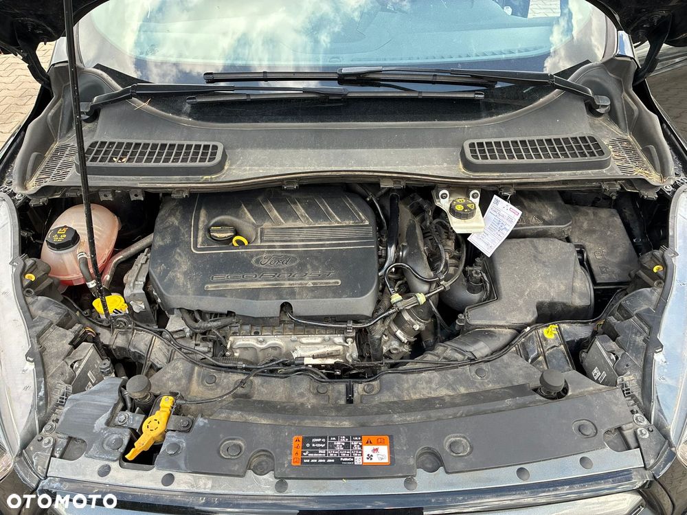 Ford Kuga 1.5 EcoBoost 2x4 Titanium - 11