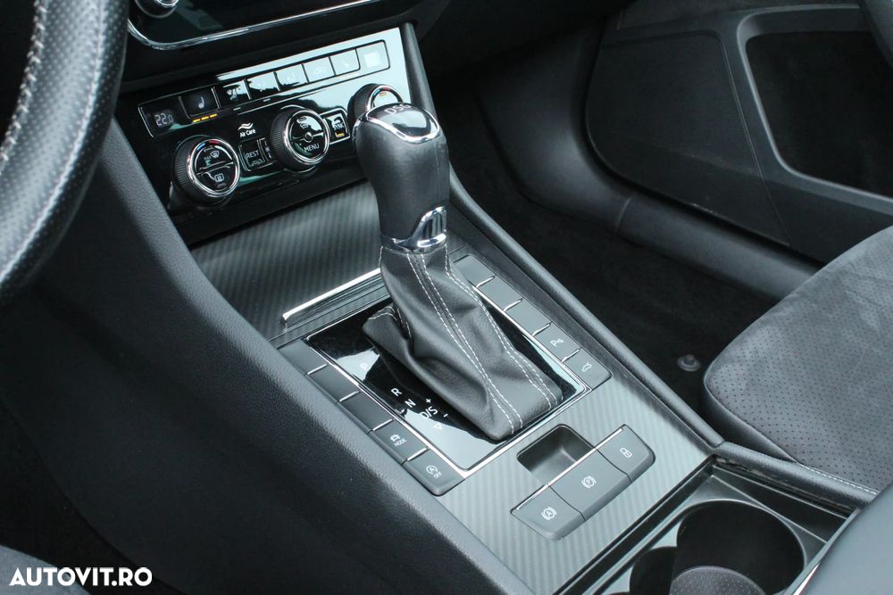 Skoda Superb 1.5 TSI DSG Sportline - 12