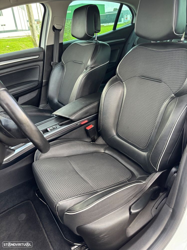 Renault Mégane TCe 140 GPF BOSE EDITION - 17