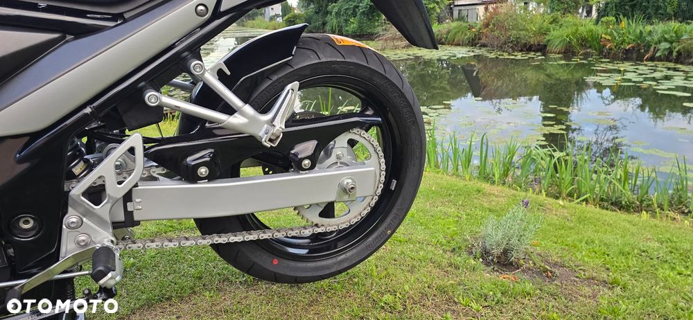 Suzuki Bandit - 12