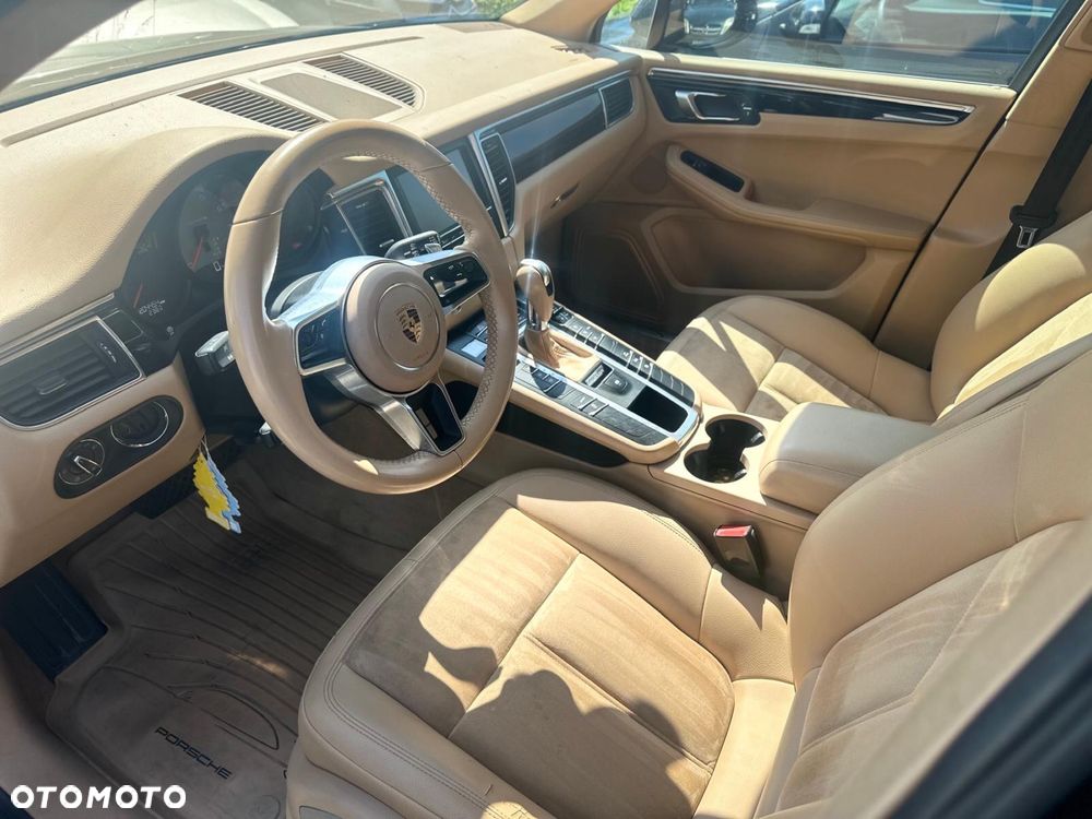 Porsche Macan - 7