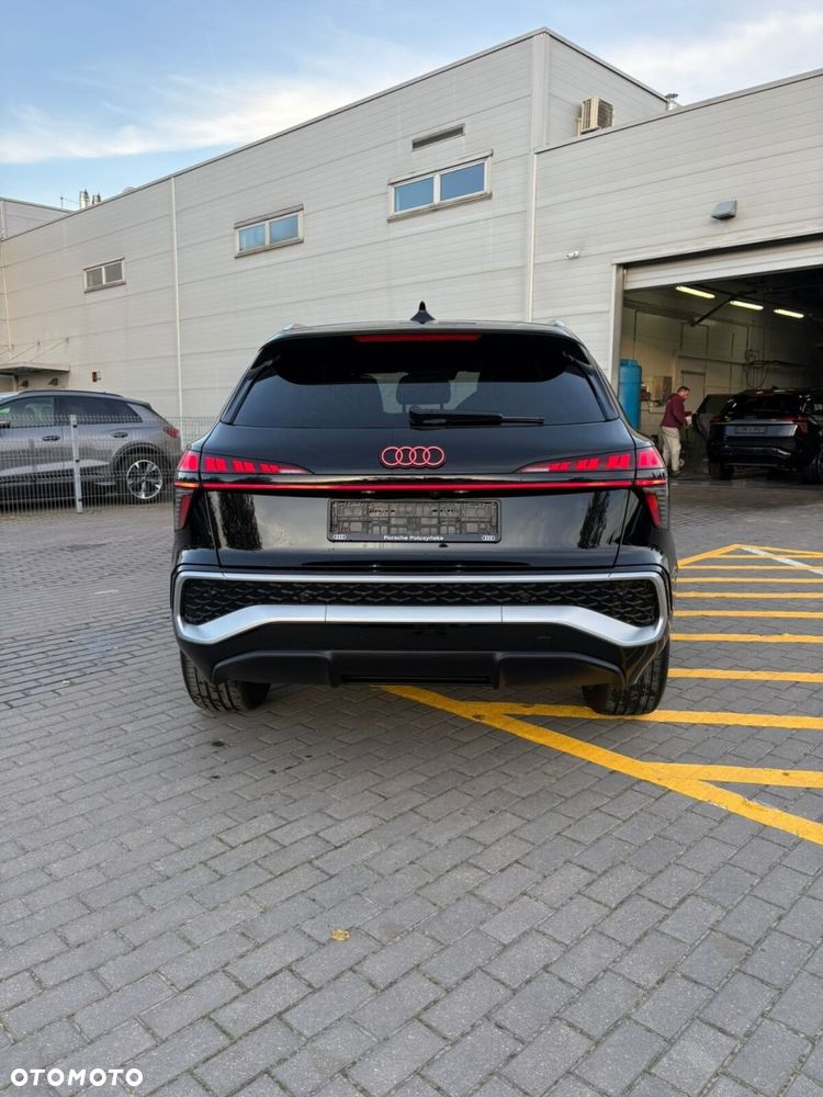 Audi Q3 - 6