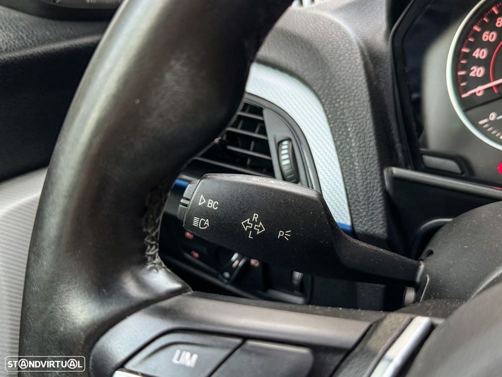 BMW 218 - 42