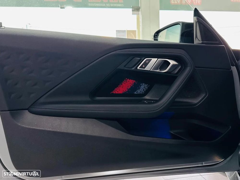 BMW M240i xDrive Auto - 17