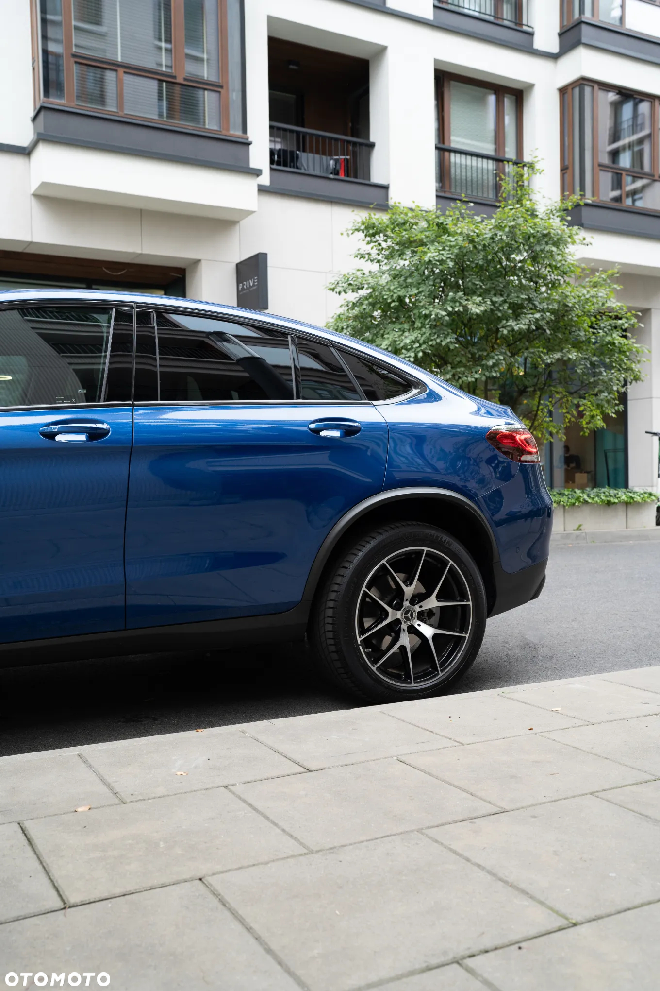 Mercedes-Benz GLC Coupe 300 e 4-Matic Business Edition - 35