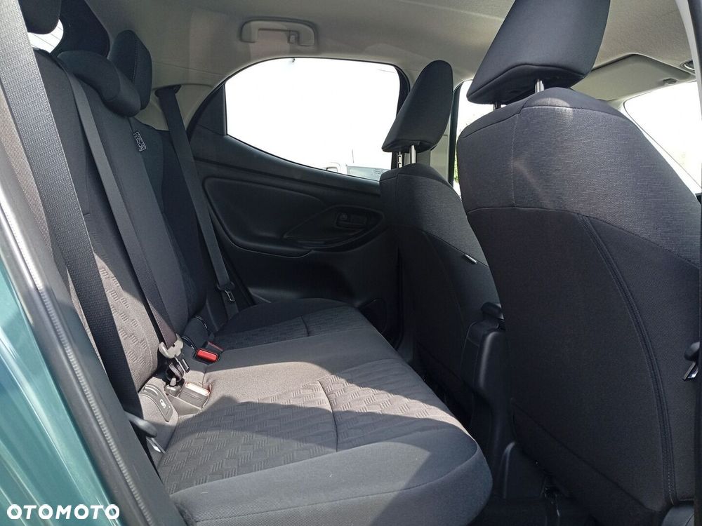 Toyota Yaris Hybrid 1.5 Style - 16