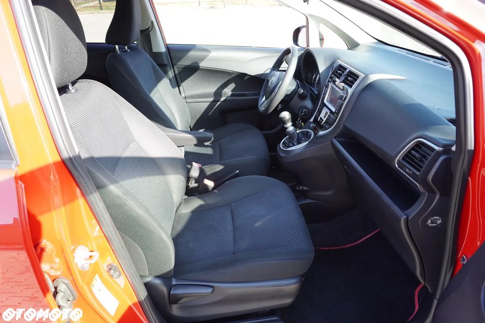 Toyota Verso S - 20