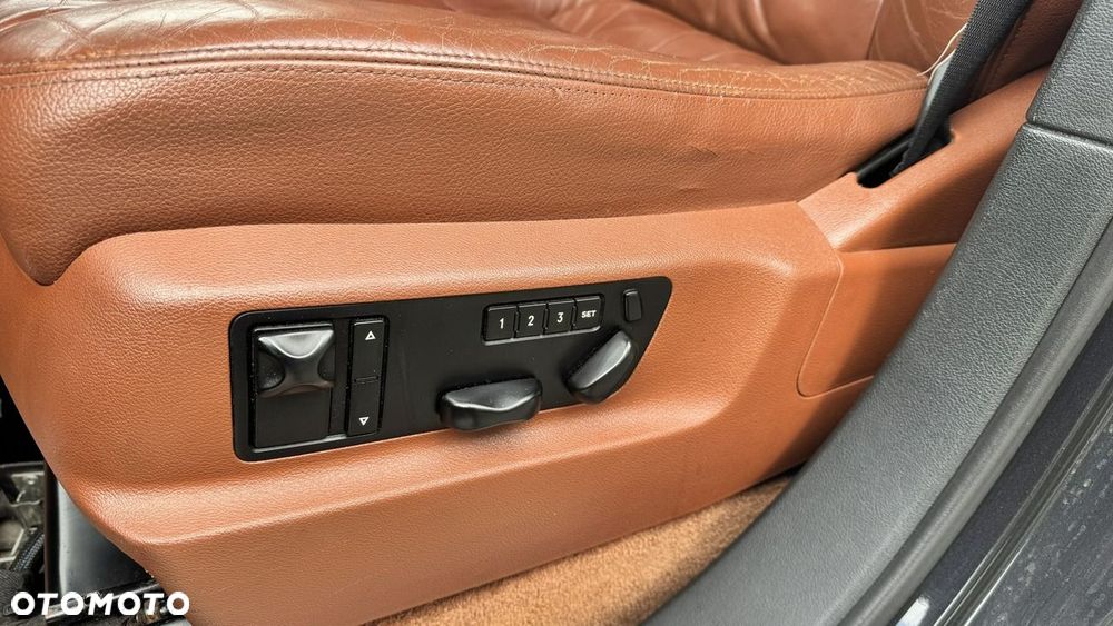 Porsche Cayenne Turbo Tiptronic S - 10