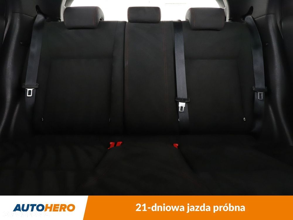 Nissan Juke 1.6 DIG-T Nismo RS - 16