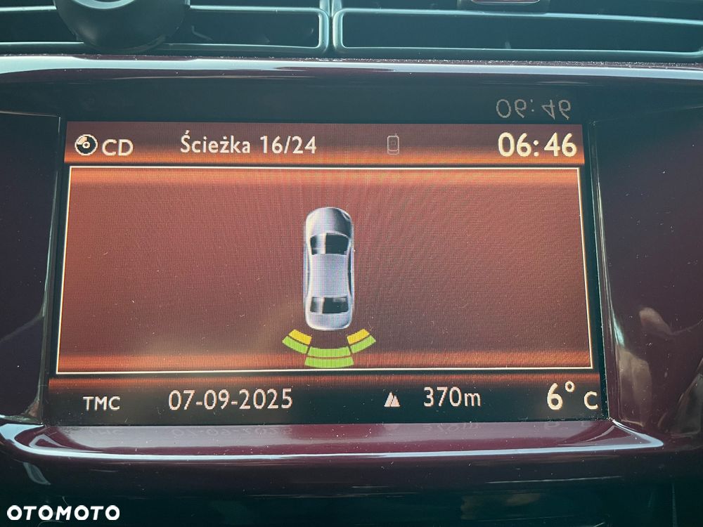 Citroën DS3 1.6 e-HDi SoChic - 13