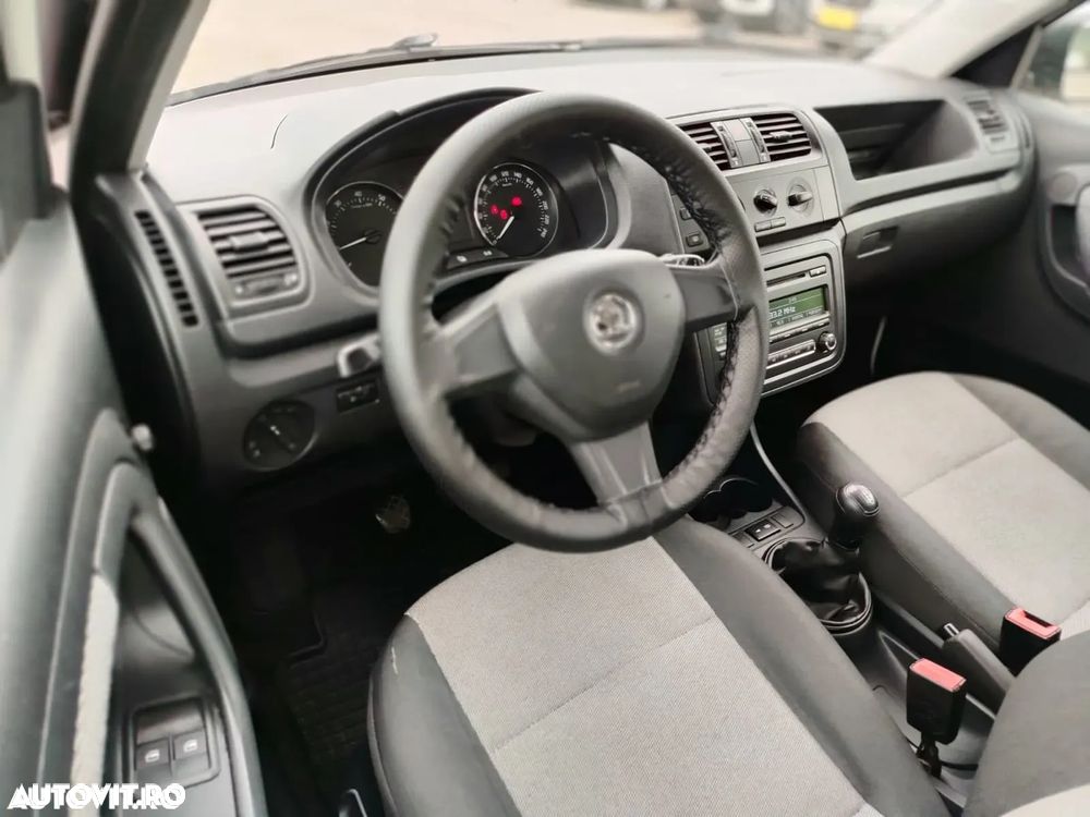 Skoda Fabia 1.2 HTP Ambiente - 13