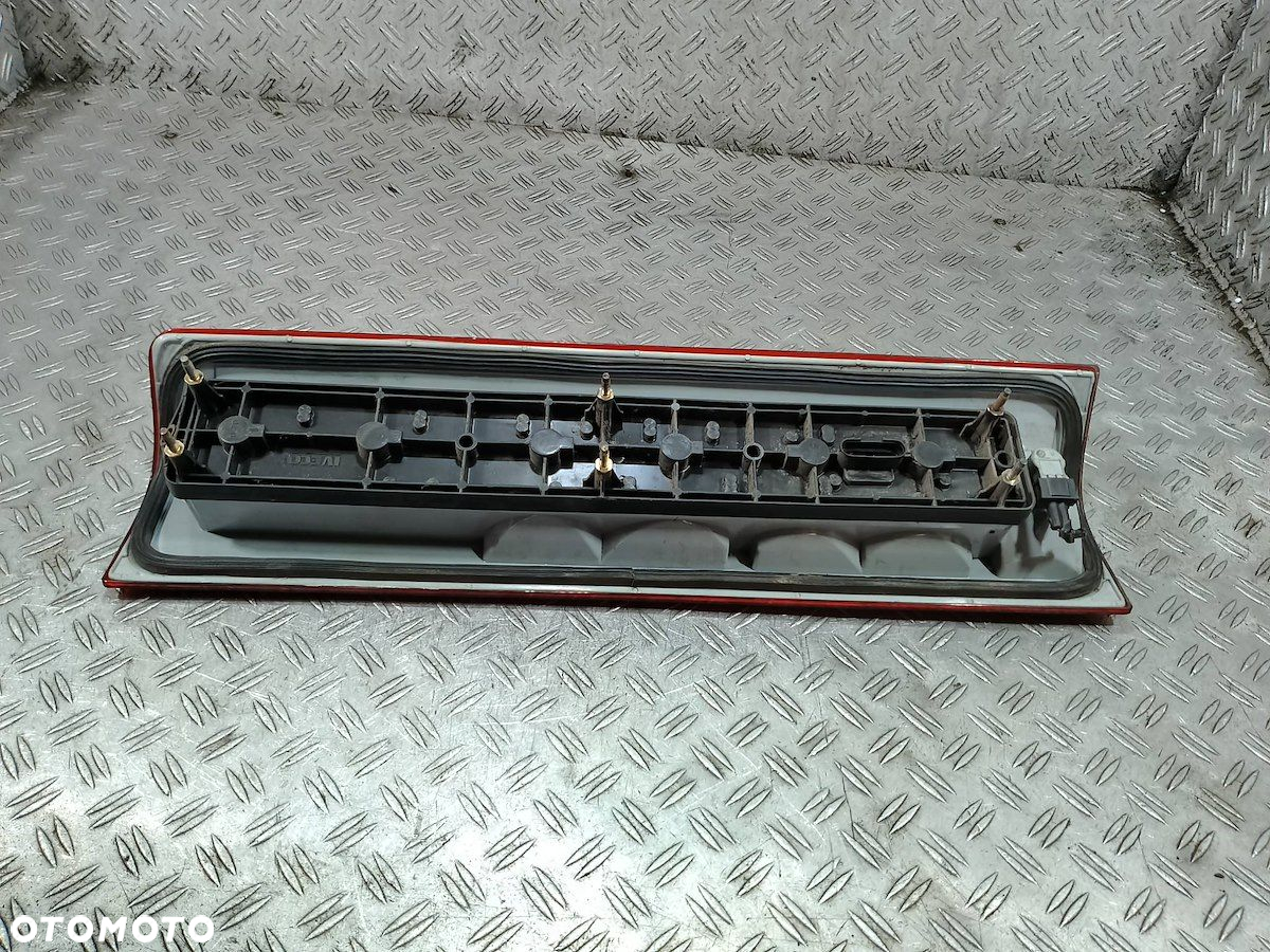 LAMPA TYLNA LEWA IVECO DAILY II - 6