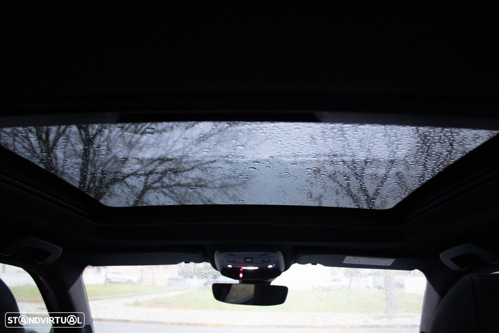 Peugeot e-2008 50 kWh GT - 9