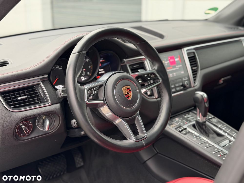 Porsche Macan GTS - 12