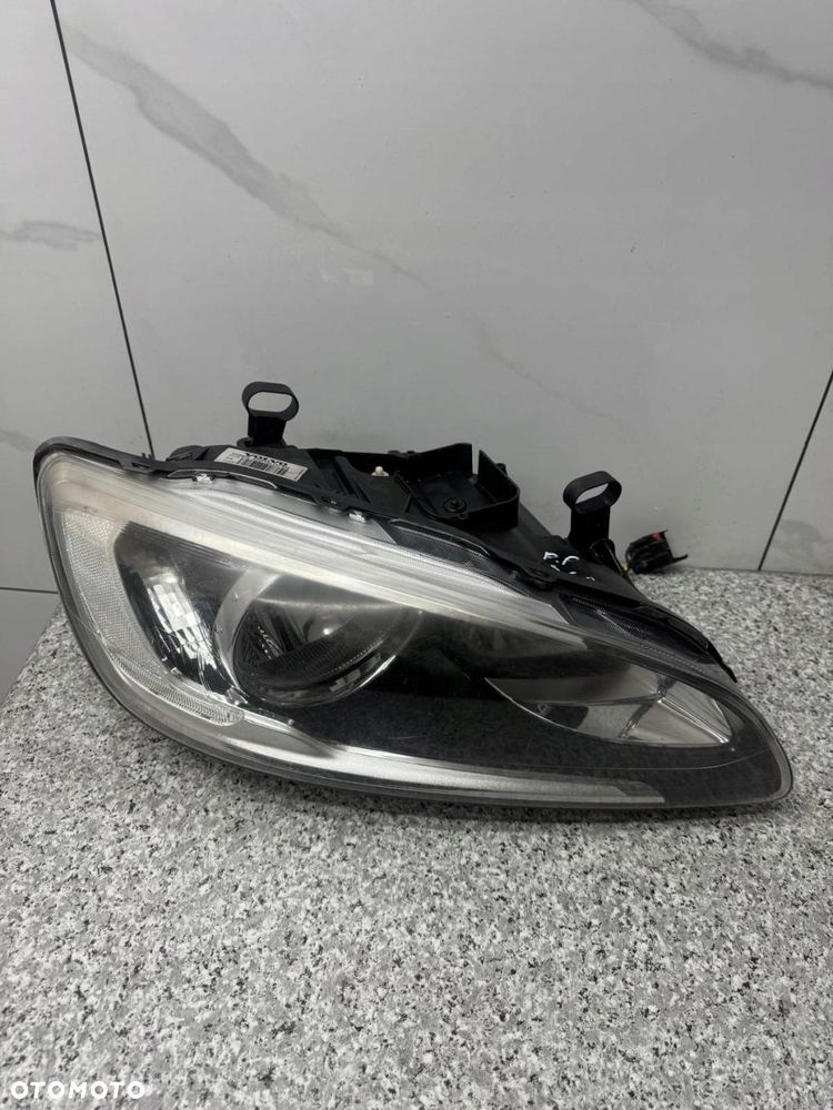 lampa prawy przód zwykła volvo s60 ii v60 i 2013-2018 31420272 - 3