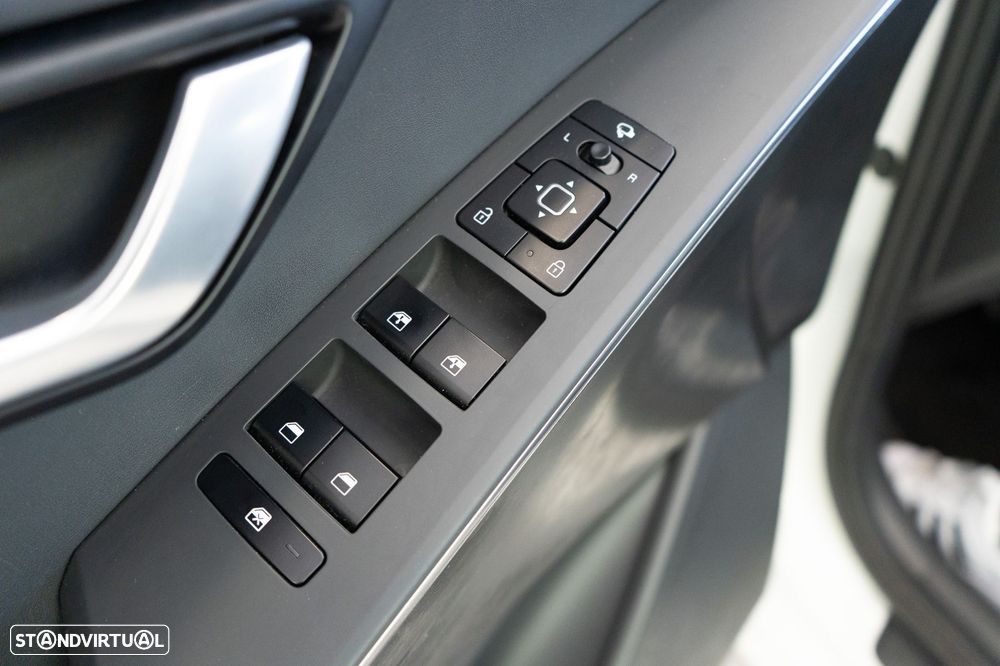 Kia Niro EV 64kWh Drive - 22