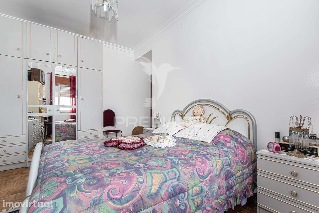 Apartamento T3 situado em Vialonga - Grande imagem: 3/16