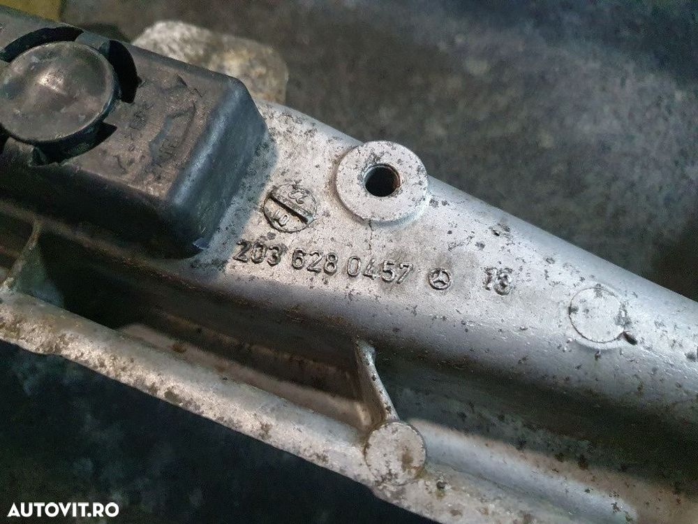 Jug motor MERCEDES-BENZ C-CLASS T-Model II S203 2001 - 2007 2.2 C 220 CDI OM 646.963  2036280457 - 4