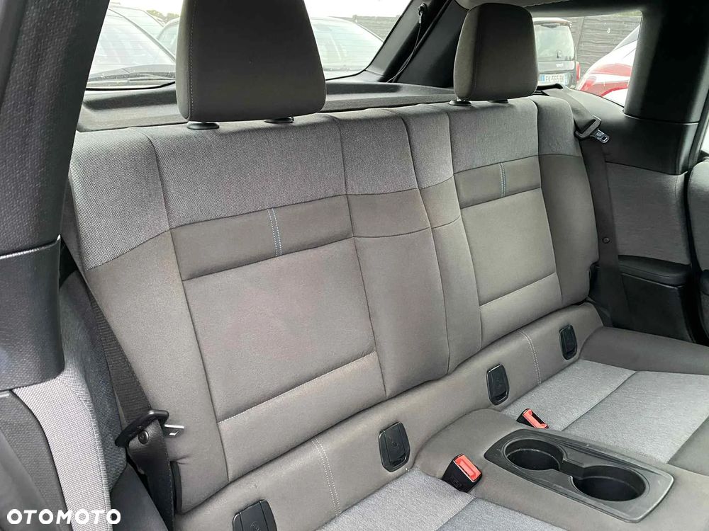 BMW i3 (60 Ah) - 12