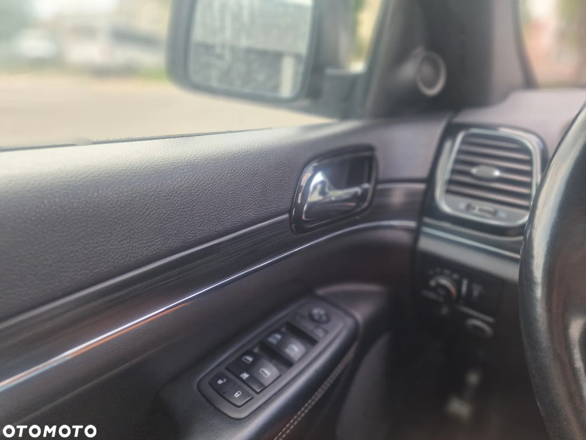 Jeep Grand Cherokee 3.6 V6 Summit - 16