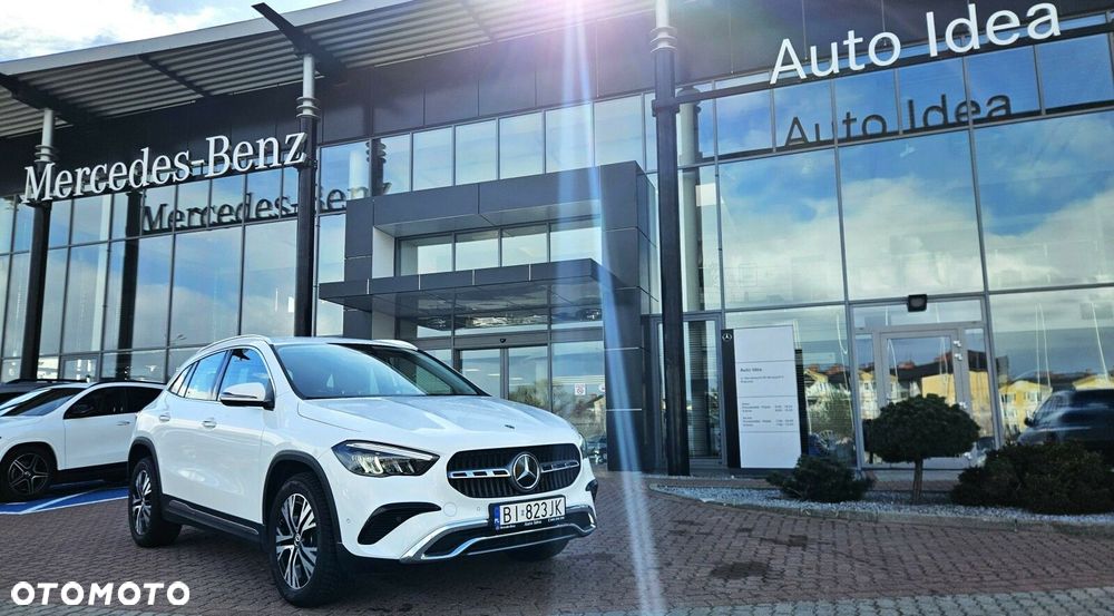 Mercedes-Benz GLA - 2