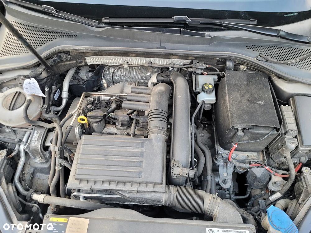 Volkswagen Golf 1.4 TSI BMT ACT Highline DSG - 32