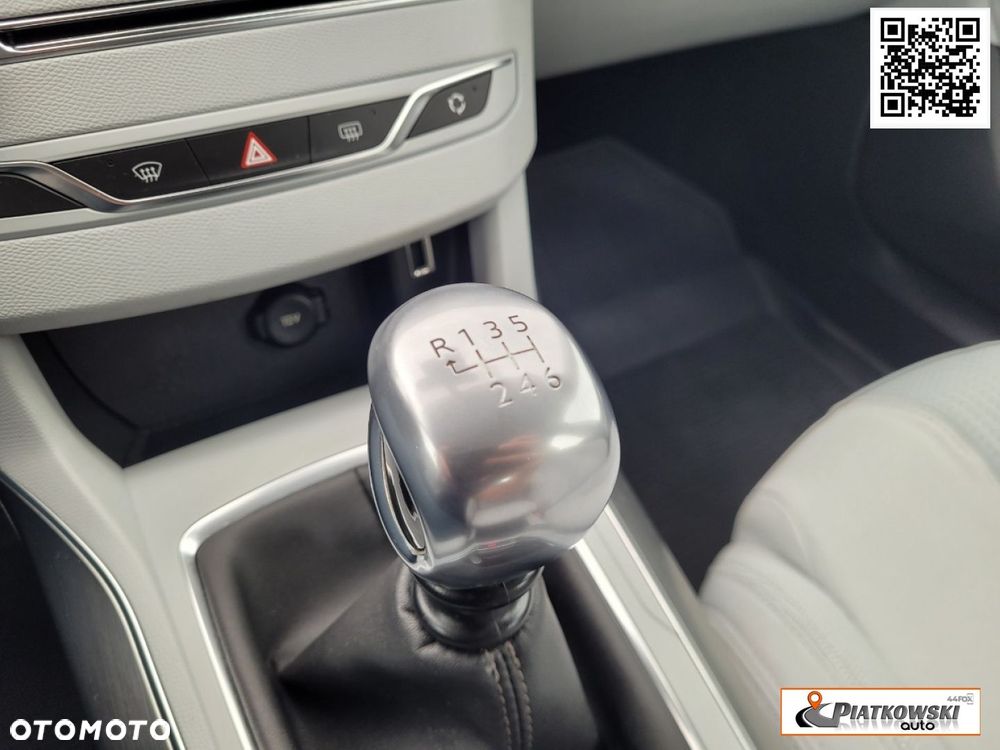 Peugeot 308 - 25