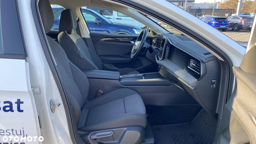 Volkswagen Passat - 19