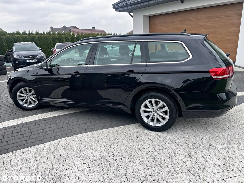 Volkswagen Passat Variant 2.0 TDI DSG (BlueMotion Technology) Comfortline - 11