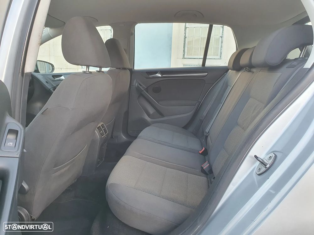 VW Golf 1.6 TDi Confortline - 31